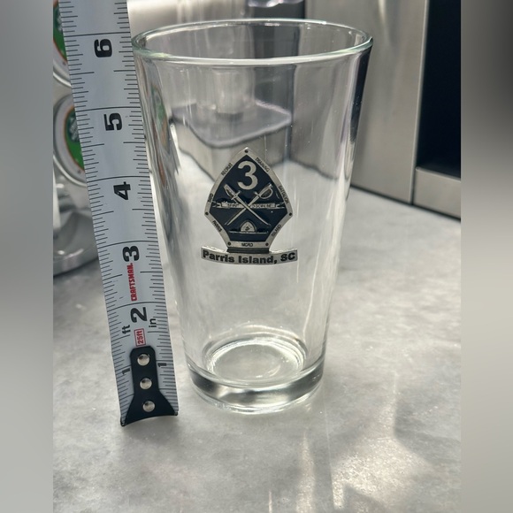 USMC United States Marine Corps 3rd Battalion Parris Island Glass - Picture 3 of 7